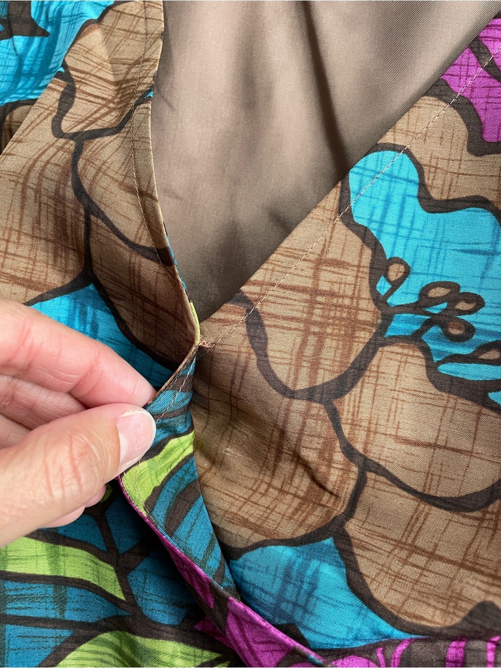 Valerie Stevens Separates Silk Floral Pink Blue Brown V-Cut Sleeveless Top - XL - Picture 5 of 10
